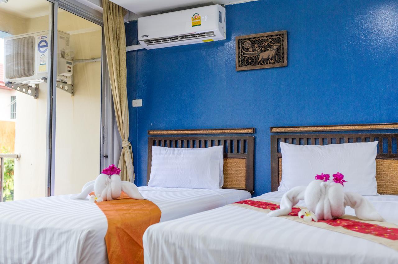 Porterhouse Beach Hotel Patong Exterior photo