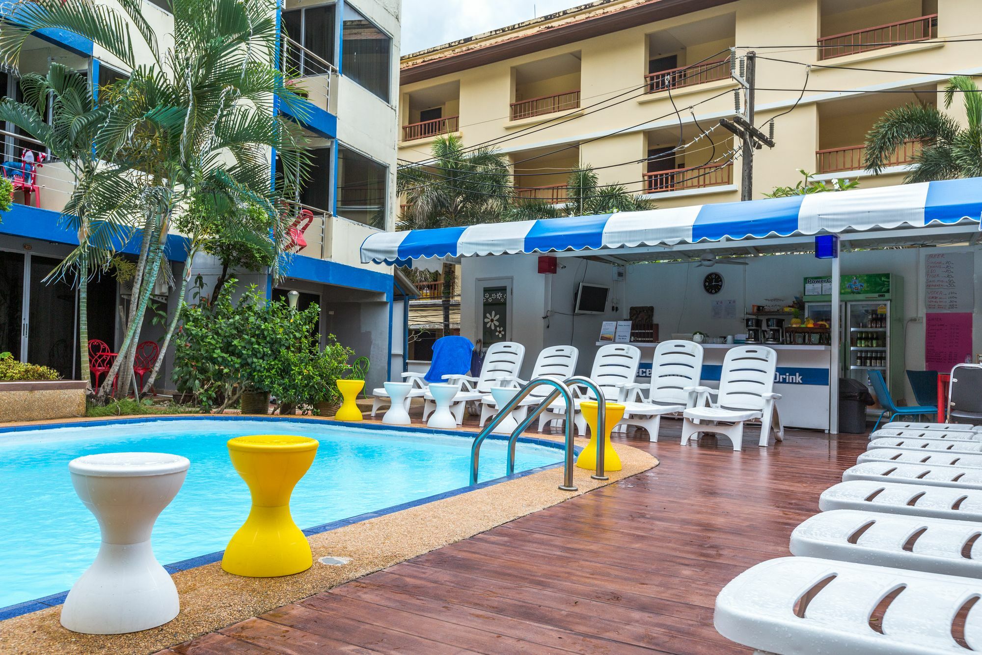 Porterhouse Beach Hotel Patong Exterior photo